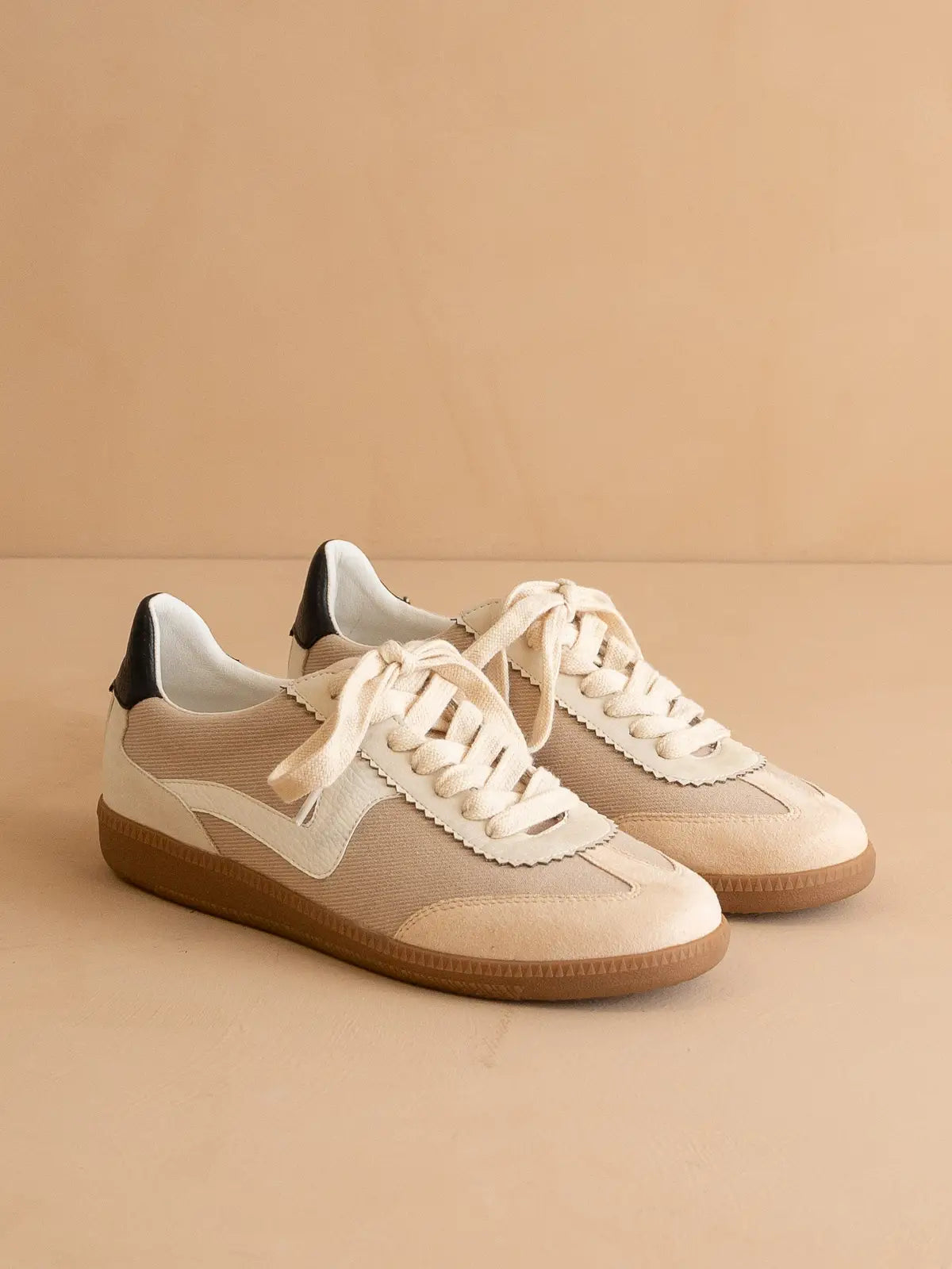 Kyla Sneaker